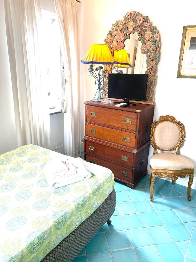 Il Campanile Sulla Piazzetta Bed and Breakfast Capri Buitenkant foto